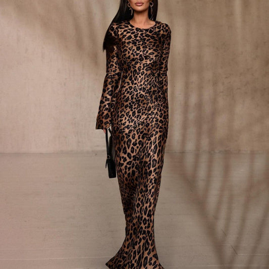 50%off🔥Women's Sexy Leopard Dress with Round Neck & Extra Long Sleeves