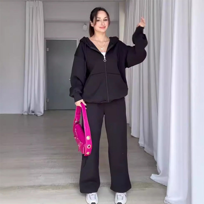 Modisches zweiteiliges Set aus Kapuzenpulli und Jogginghose für Damen