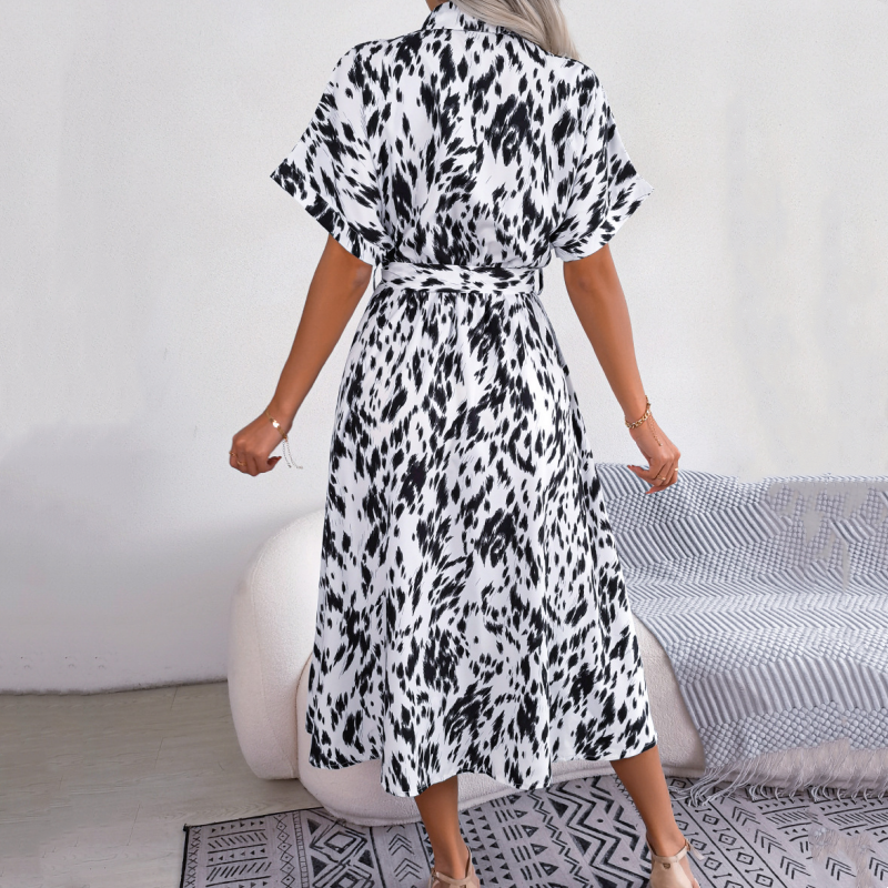 Langes Hemdkleid mit Leopardenmuster und V-Ausschnitt und Revers für Damen