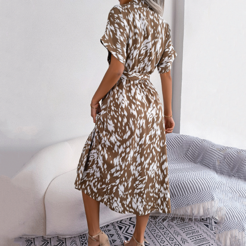 Langes Hemdkleid mit Leopardenmuster und V-Ausschnitt und Revers für Damen