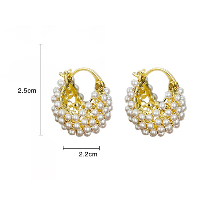 💥👂 PEARL HOOPS – ABER ANDERS. Faux Pearl Basket Hoop Earrings. Ein Körbchen voller Eleganz. Leicht, zeitlos & immer eine gute Idee. Für Büro, Date & Feier. ⚡✨