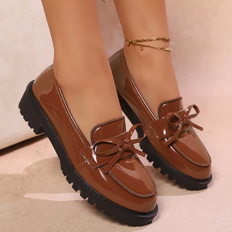 ✨👠Strahlend schön, leichtfüßig 🌸Lässige Damen-Loafer aus Lackleder mit Schleife
