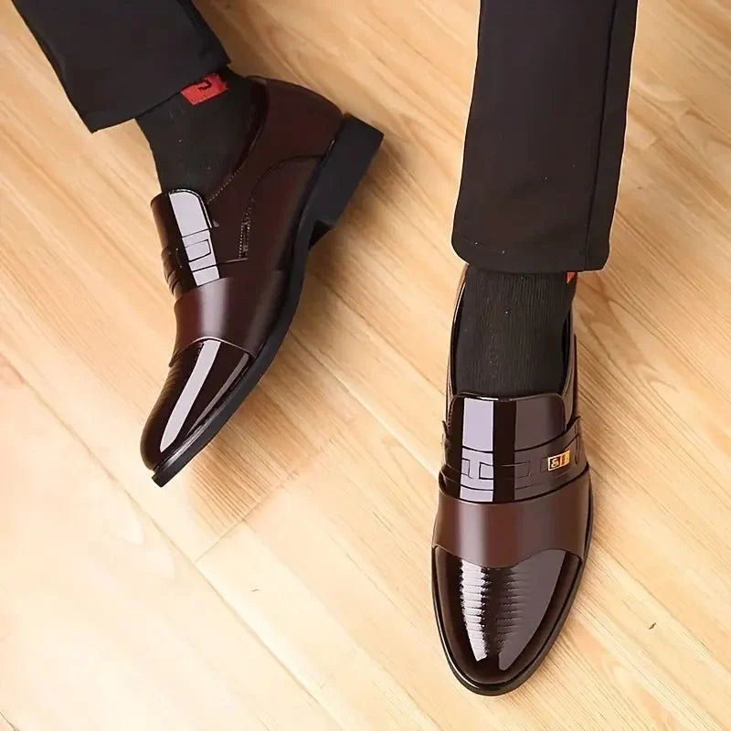 š„Neuer Stilš„Formelle Herrenschuhe aus Leder mit spitzer Zehe, bequem und rutschfest