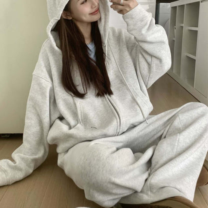 Modisches zweiteiliges Set aus Kapuzenpulli und Jogginghose für Damen