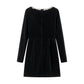 Elegantes Langarmkleid mit eckigem Ausschnitt