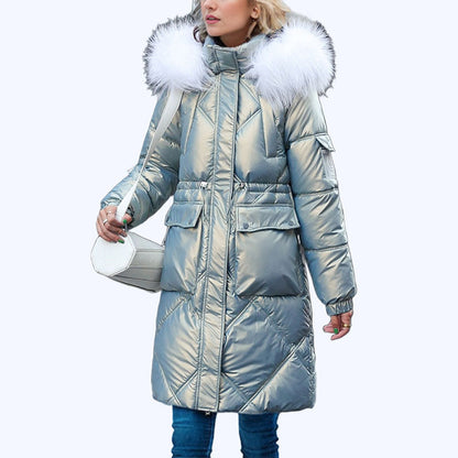 Glänzender gesteppter Damen-Wintermantel mit Kunstpelzbesatz an der Kapuze