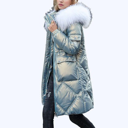 Glänzender gesteppter Damen-Wintermantel mit Kunstpelzbesatz an der Kapuze