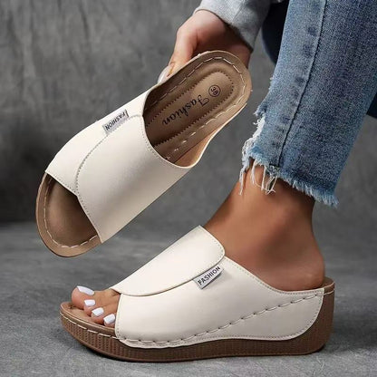 🔥 2025 Damen Freizeit-Pantoletten mit Keilabsatz 💥 60% Rabatt! 🎉stilvolle Freizeitmode, bequem und elegant, die perfekten Kompliment für jeden Anlass.