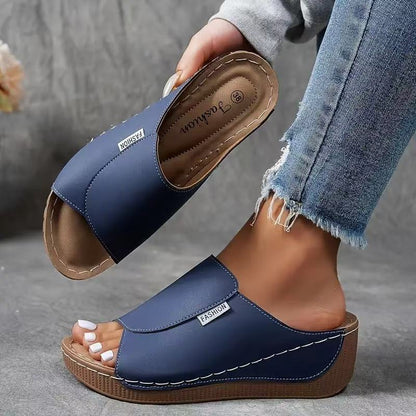 🔥 2025 Damen Freizeit-Pantoletten mit Keilabsatz 💥 60% Rabatt! 🎉stilvolle Freizeitmode, bequem und elegant, die perfekten Kompliment für jeden Anlass.