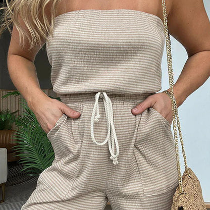 Sommer Einfacher gestreifter trägerloser Overall mit weitem Bein