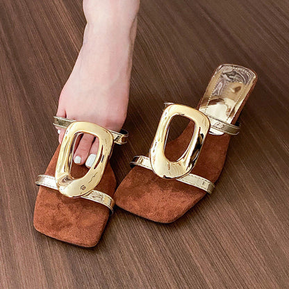 🔥 Retro-Sandaletten mit eckiger Spitze & Cut-out-Details – Jetzt 30€ sparen!