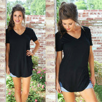 🌟Women's Casual Solid Color V-Neck T-Shirt