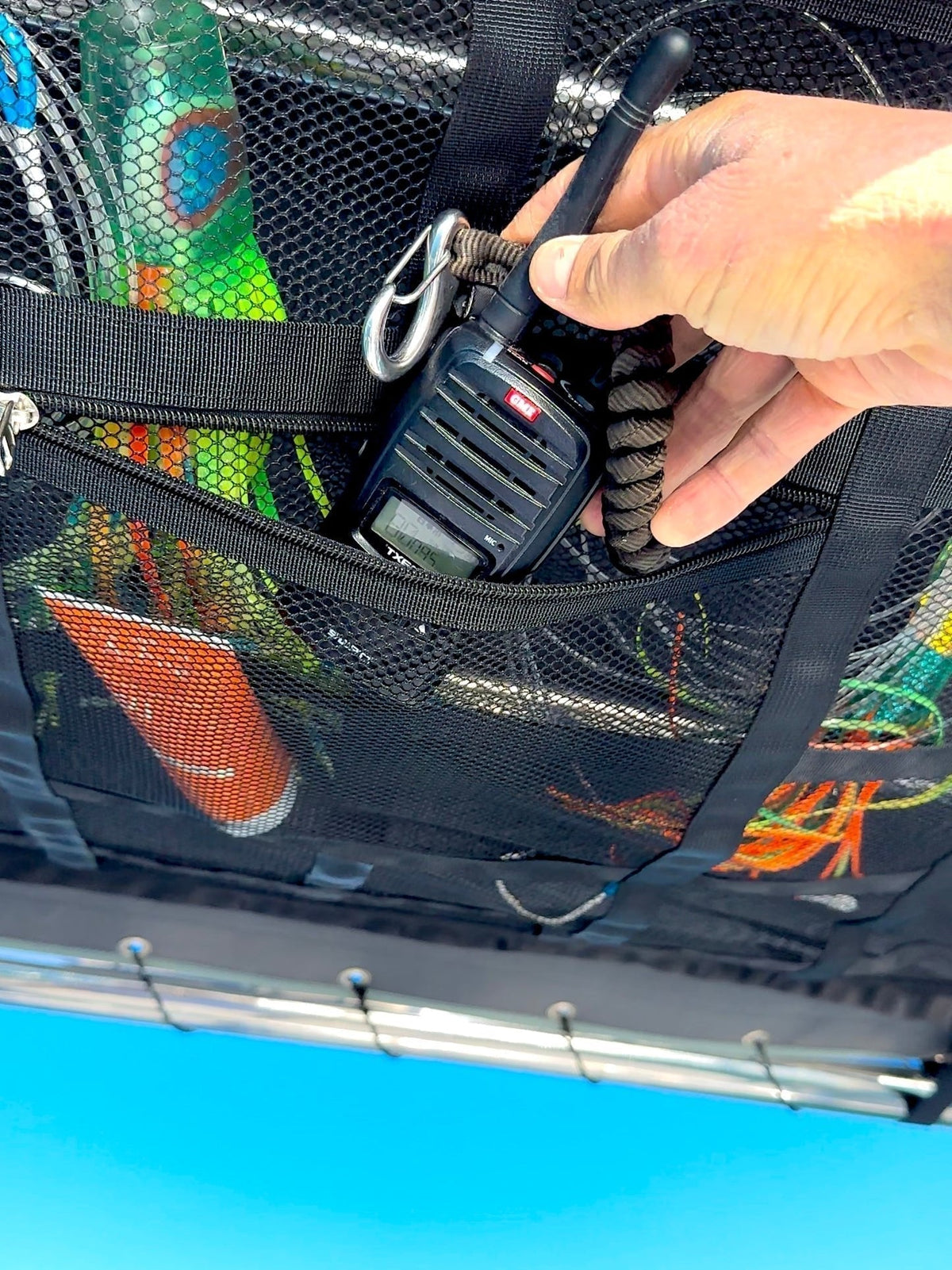 🚤 50% sparen! 🎣 Overhead Mesh Aufbewahrungsnetz – Mehrere Taschen & verstellbar für SUV/Van ✨