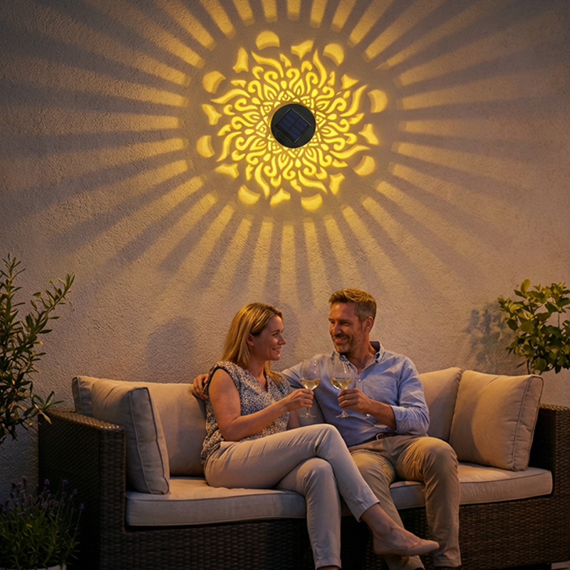 🔥 Mehr kaufen – mehr sparen! 💎 Solar-Mandalaleuchte für Garten & Terrasse – 2-in-1 Boden- & Wandleuchte mit Vintage-Projektion, IP65 & Rostfrei 🌿🌙