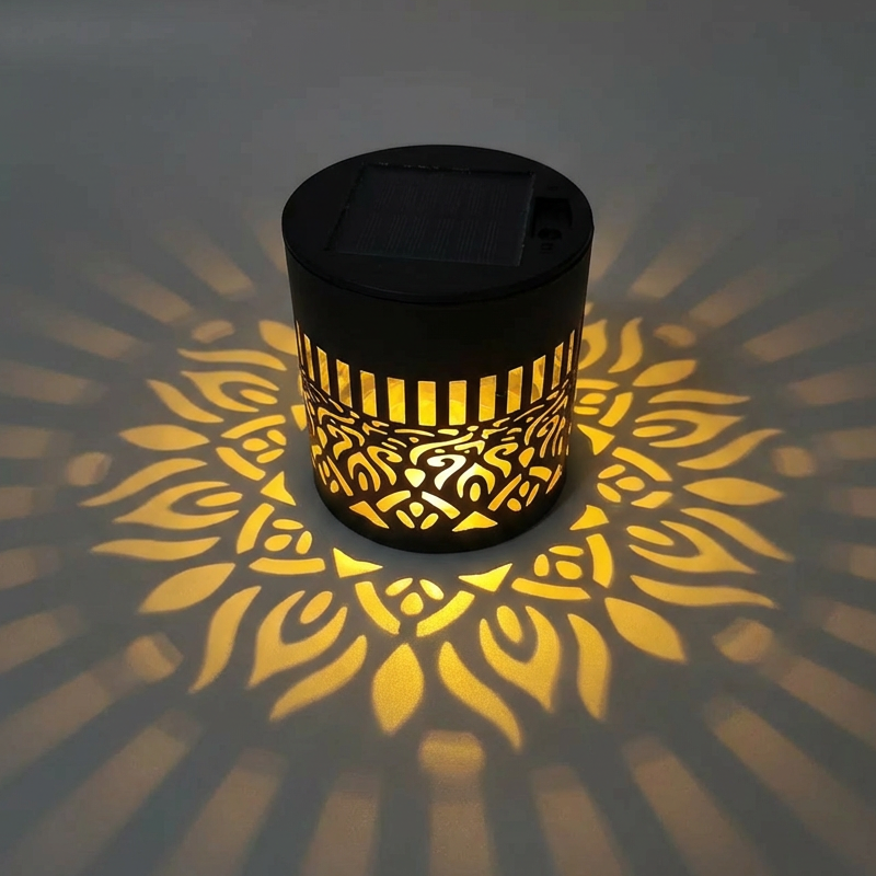 🔥 Mehr kaufen – mehr sparen! 💎 Solar-Mandalaleuchte für Garten & Terrasse – 2-in-1 Boden- & Wandleuchte mit Vintage-Projektion, IP65 & Rostfrei 🌿🌙