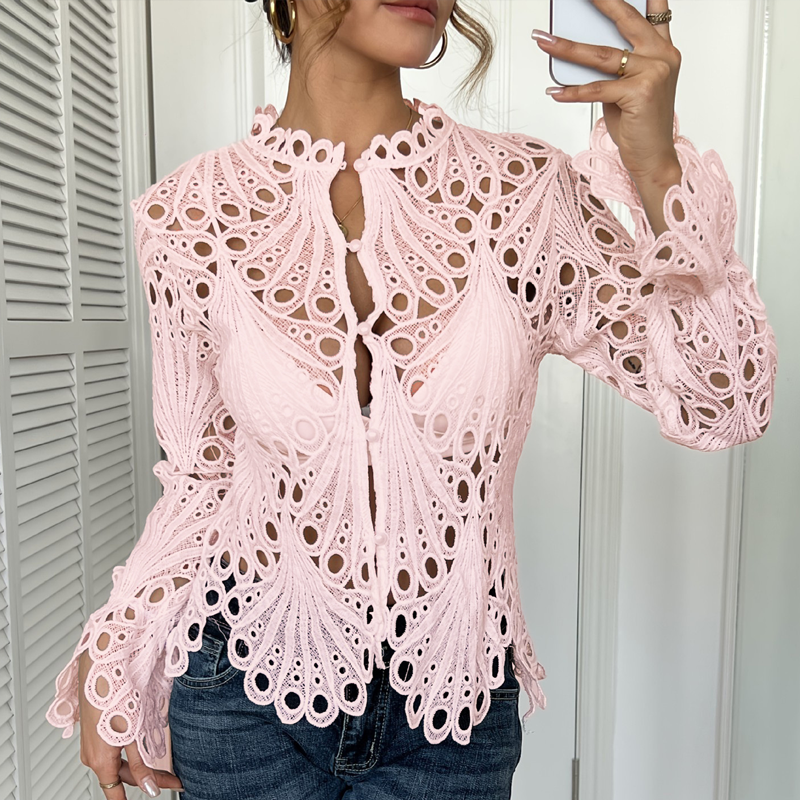 🎀Elegante Spitzenbluse mit Glockenärmeln & durchbrochenem Design ✨