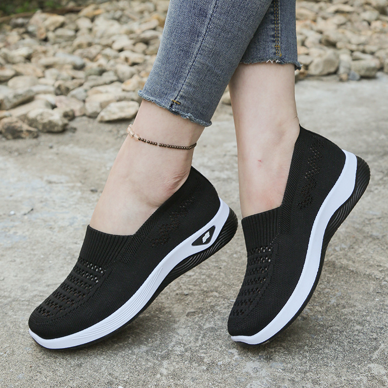 👟🔥2026 Neue Modelle kommen！Atmungsaktive Mesh-Slipper für Damen✨