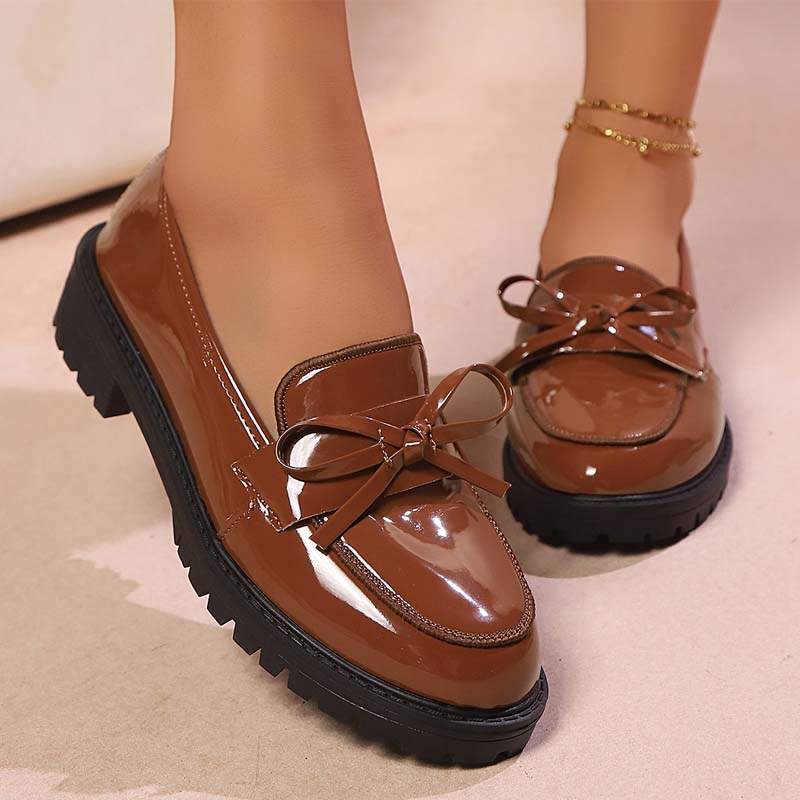 ✨👠Strahlend schön, leichtfüßig 🌸Lässige Damen-Loafer aus Lackleder mit Schleife