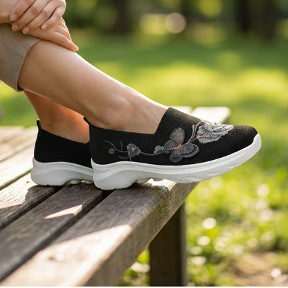 🦶🌿 Atmungsaktive Flyknit Slipper für Damen – leichte Hallenschuhe, rutschfest & bequem