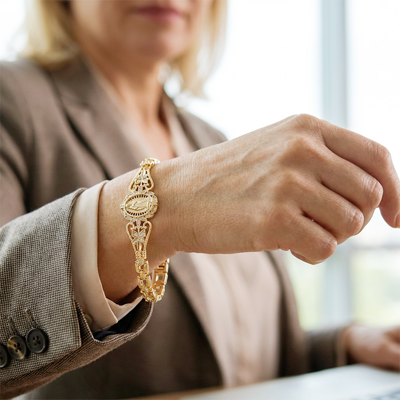💛Goldene Maria Armband💫 Geometrisches Design 🌸 Filigran Blumenmuster ⛓️ Elegantes Kettenband für Damen