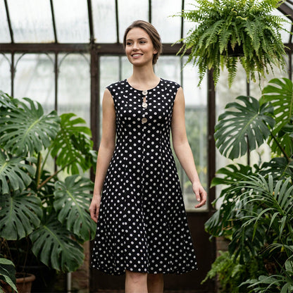 💃 ZEITLICH BEGRENZT 50% RABATT! 🌴 Übergröße Ärmelloses Midi-Kleid für Damen mit Tupfenmuster – Leichtes Sommerkleid