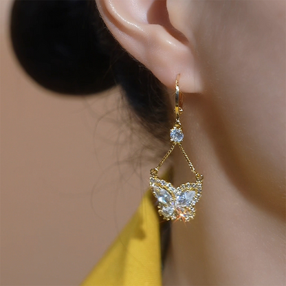 🦋 Zirkonia-Schmetterlings-Ohrringe – extravagantes Design, funkelnder Besatz & ein edles Accessoire für den modernen Look ✨