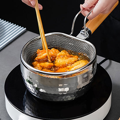 【⏰Limitiertes Angebot – 50% Rabatt】🍳 Hochwertiges Edelstahlsieb mit Griff – Praktisch zum Abseihen, Waschen & Kochen