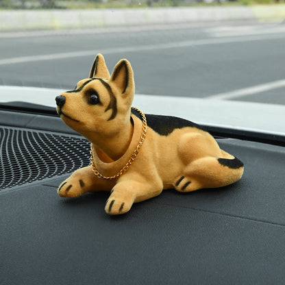 🐶 50 % RABATT!🚗 Sorgt für nette Auto‑Atmosphäre – Süßer Hund Wackelkopf‑Dekor, niedliches Design, standsicher